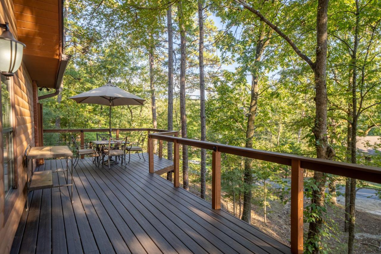 Luxury Rock Creek W Deck By Hamilton Hébergement de vacances Hot Springs